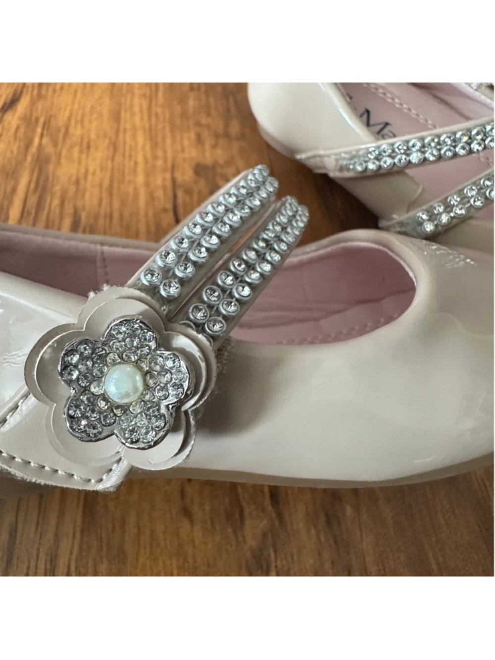 Bella Marie Dress Shoes Baby Girls Size 5 Beige Rhinestone Flower Mary Jane